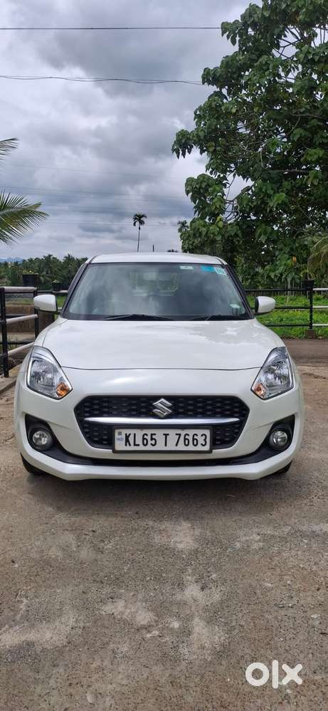 Maruti Suzuki Swift 1.2 Vxi (o), 2023, Petrol