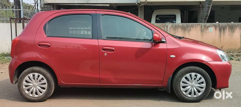 Toyota Etios Liva 2011-2012 G, 2011, Petrol