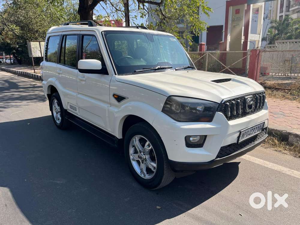 Mahindra Scorpio S10, 2015, Diesel