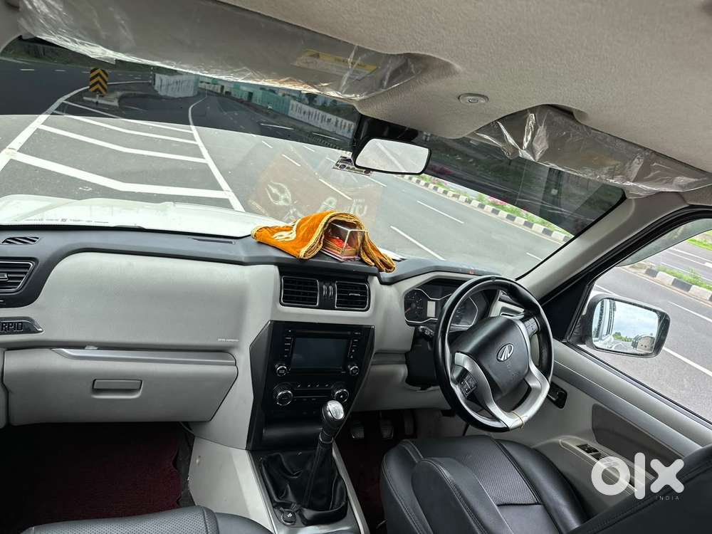 Mahindra Scorpio S10 7 Seater, 2016, Diesel