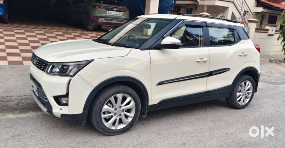 Mahindra Xuv300 W8, 2021, Petrol