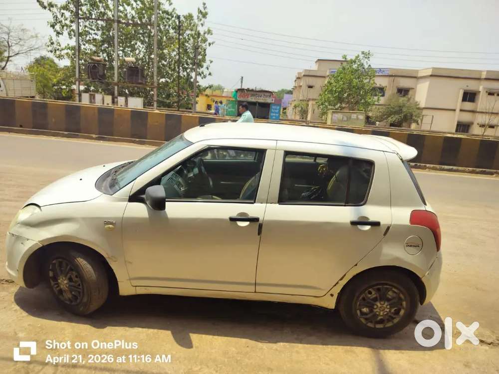 Maruti Suzuki Swift 2011 Petrol Well Maintained