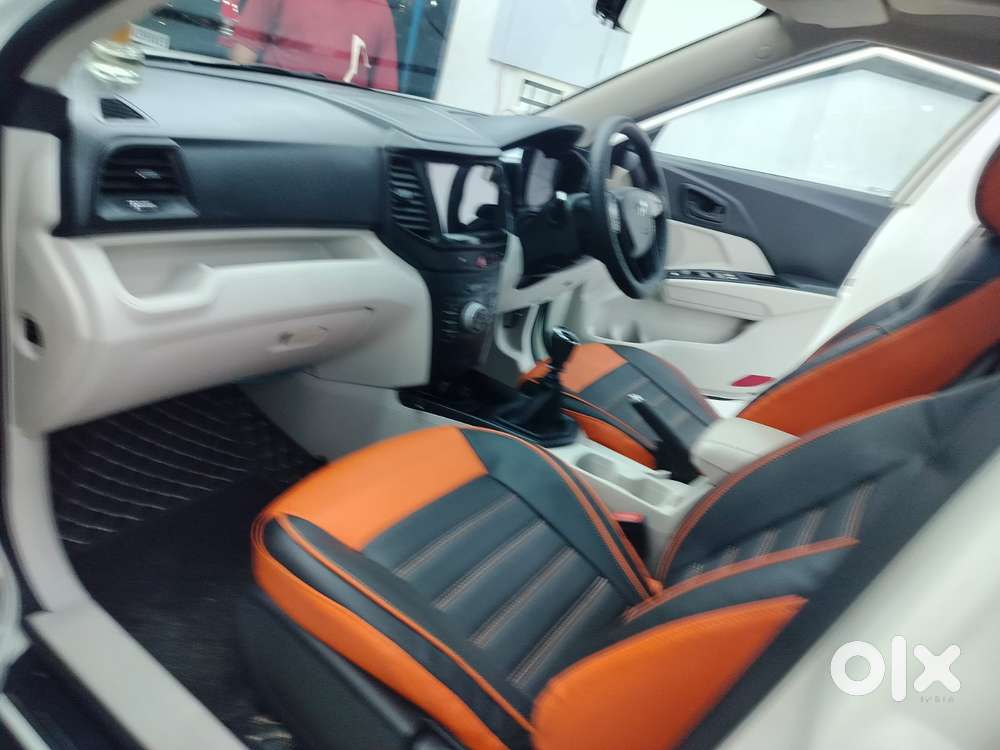 Mahindra Xuv300 W6 Diesel, 2023, Diesel