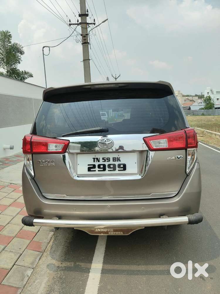 Toyota Innova Crysta 2.4 V 7 Str, 2016, Diesel