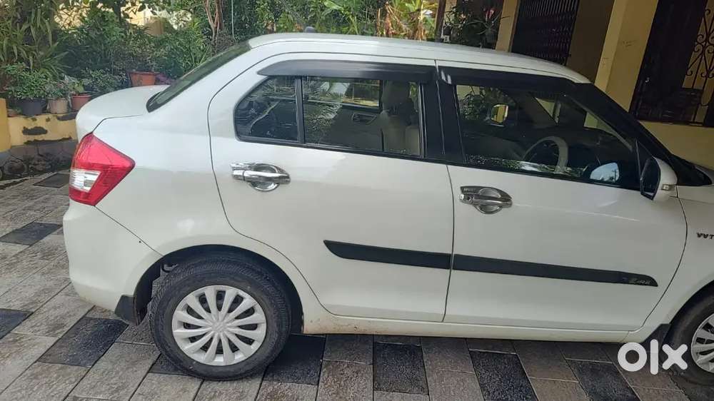Maruti Suzuki Dzire 2016 Petrol, New Battery, Insurance 2027 February,
