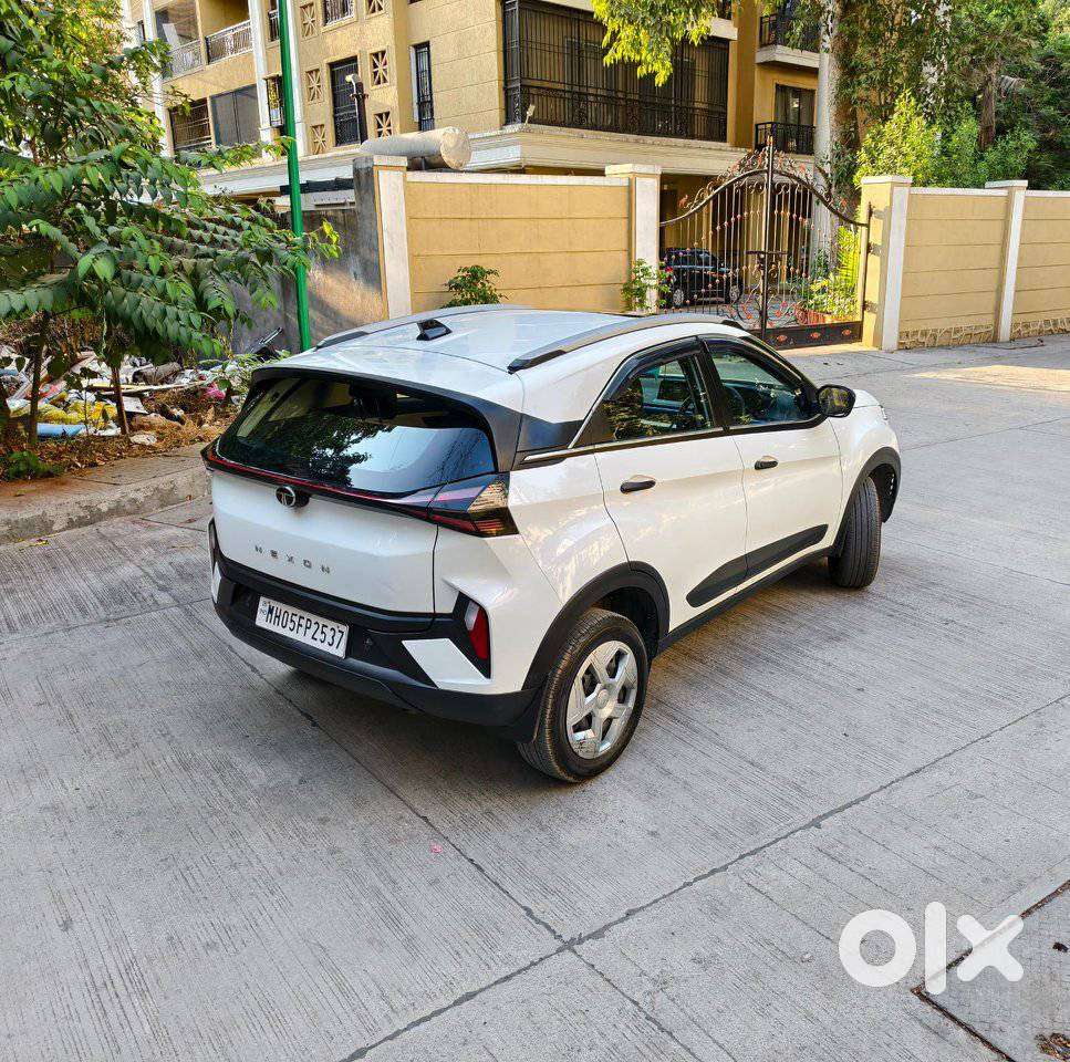 Tata Nexon Pure 1.2 S Revotron Petrol 6 Mt, 2024, Petrol