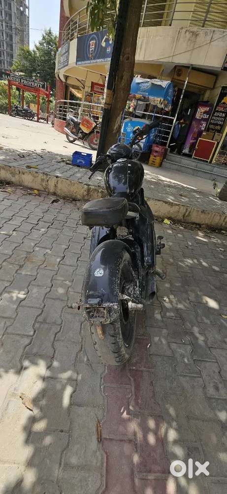 2023 Jawa 350 Petrol