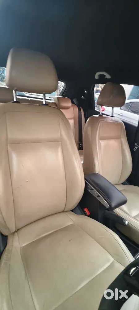 Volkswagen Polo 2015 Petrol 87000 Km Driven