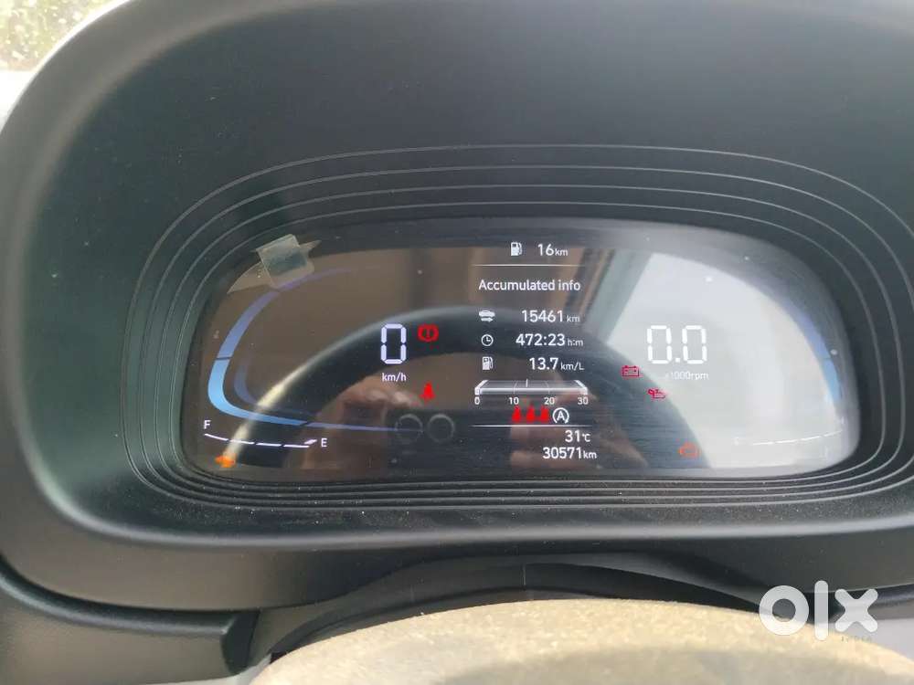 Hyundai New Venue 2025 Petrol 31000 Km Driven