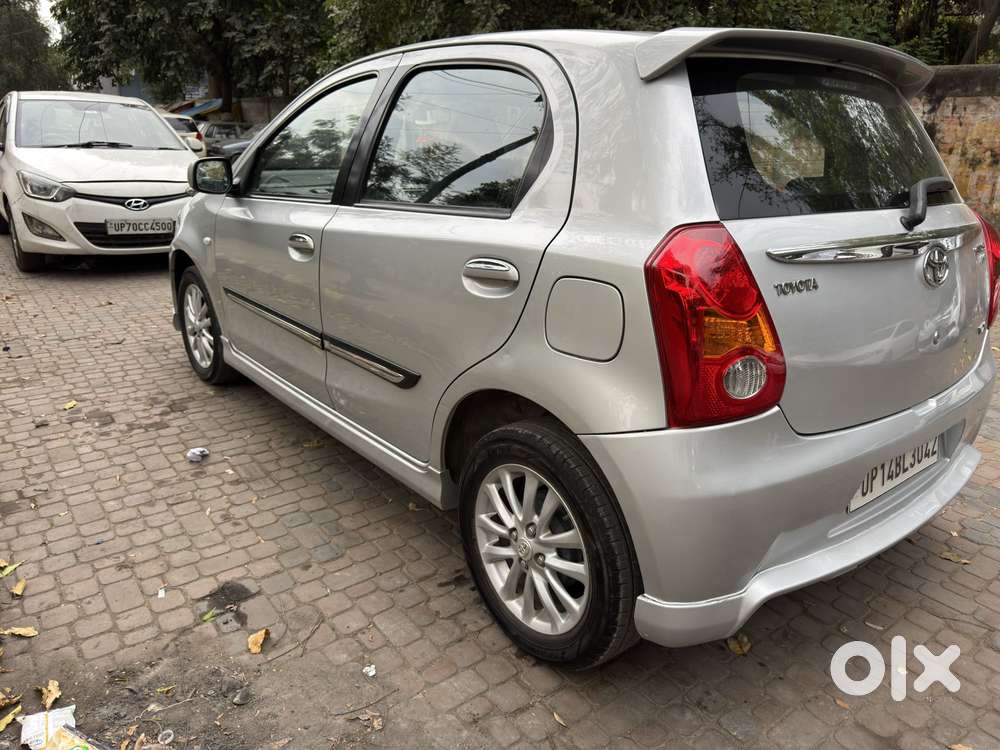Toyota Etios Liva Trd Sportivo Petrol Ltd, 2011, Petrol