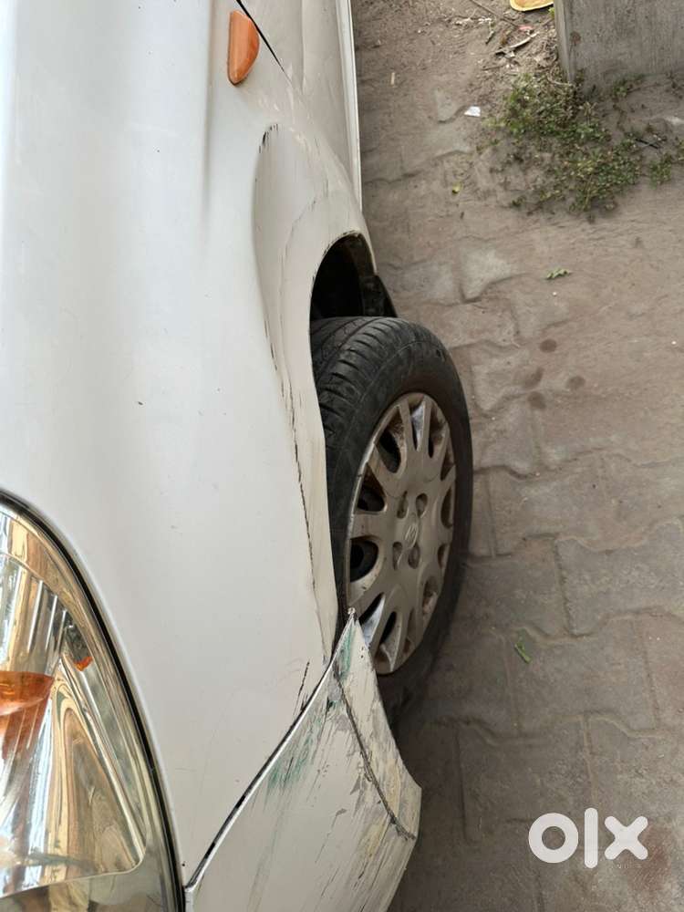 Hyundai I20 Asta Petrol 2011