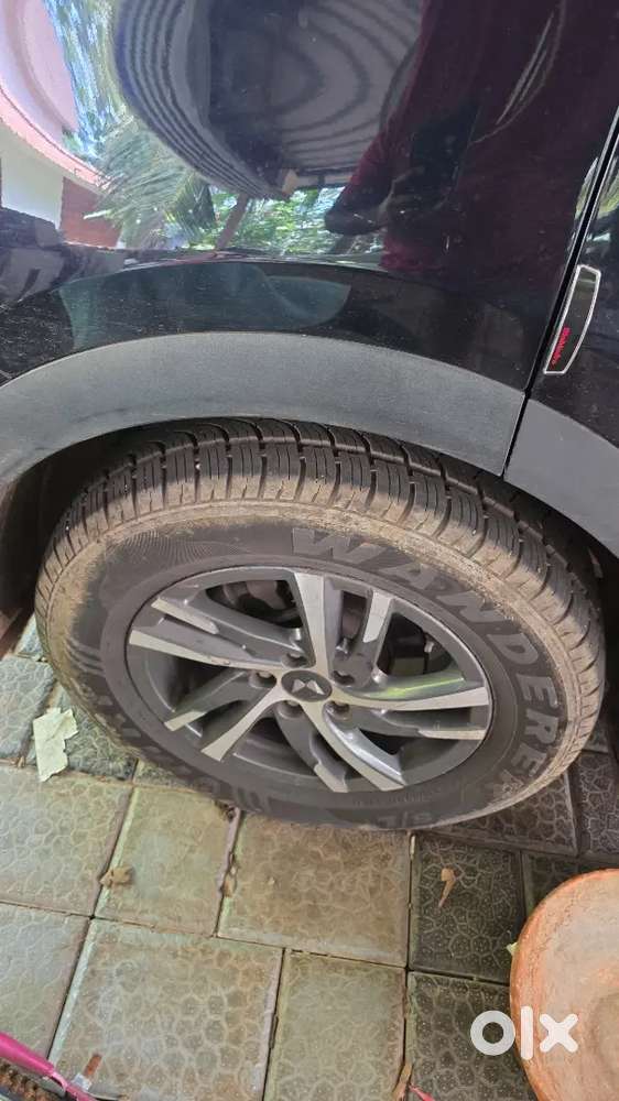 Mahindra Xuv700 2023 Diesel 85000 Km Driven