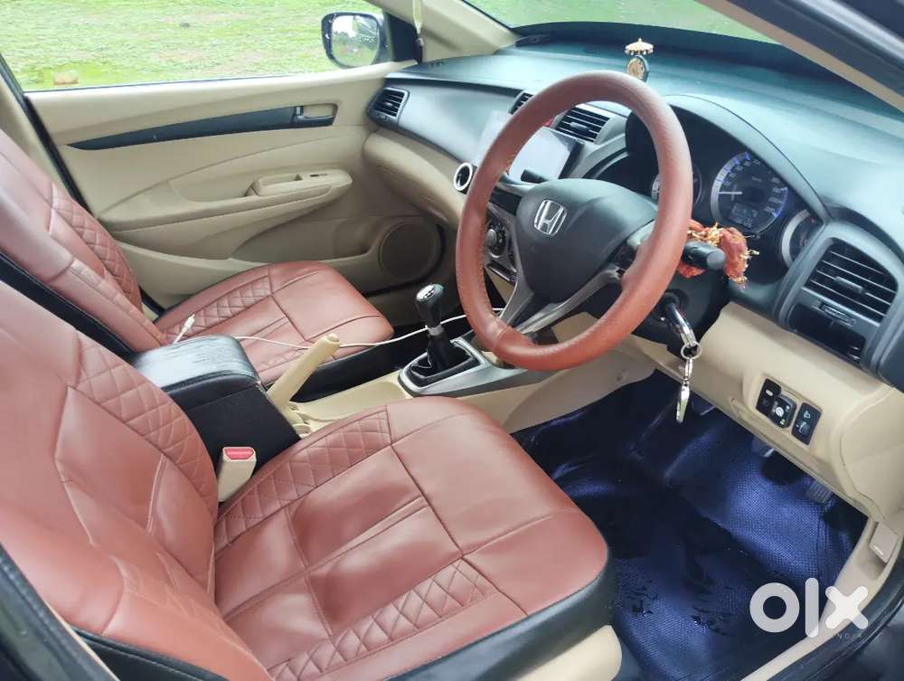 Honda City 1.5 V 2013