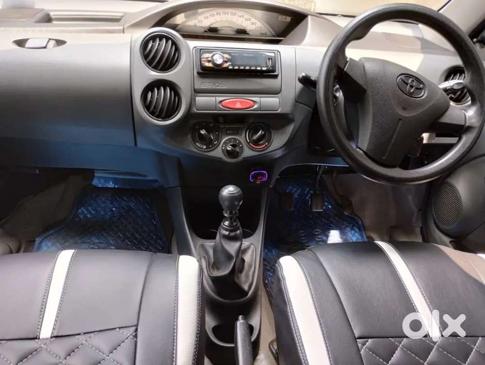 Toyota Etios Liva 2012 Diesel Well Maintained