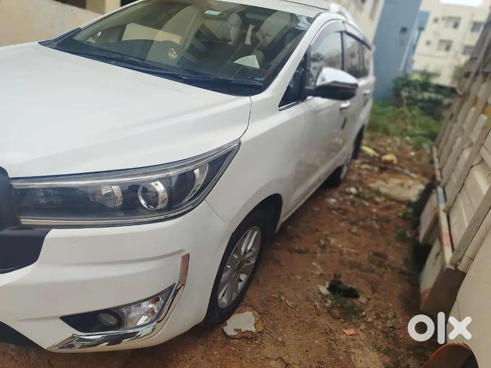 Toyota Innova Crysta 2019