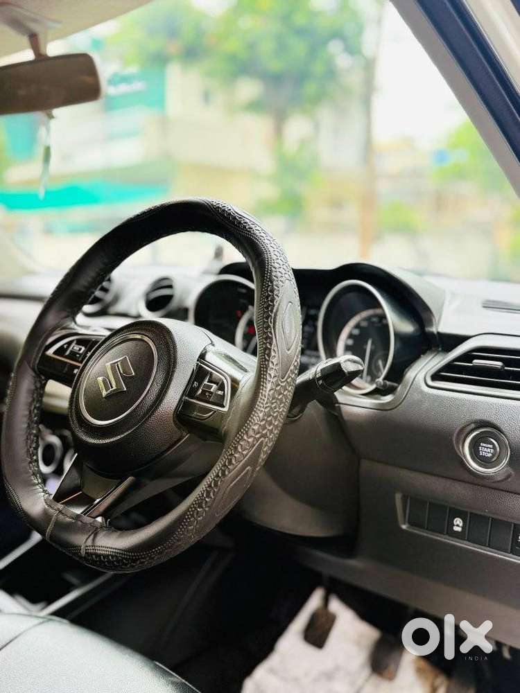 Maruti Suzuki Swift Zxi Plus Dual Tone, 2022, Petrol