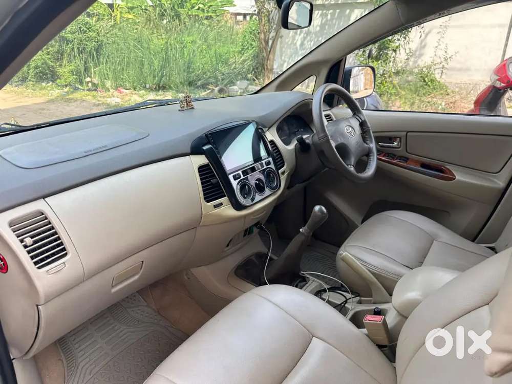 Toyota Innova 2.5 V 2008, Who Wants Genuine 7 Seater In Low Budget.