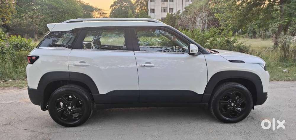 Maruti Suzuki Brezza 1.5 Zxi Plus Smart Hybrid, 2022, Petrol