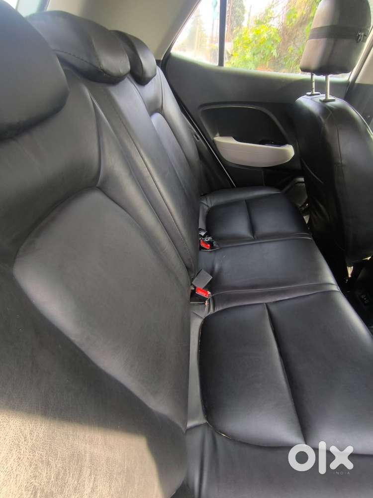 Hyundai Venue 1.2 S (o), 2024, Petrol