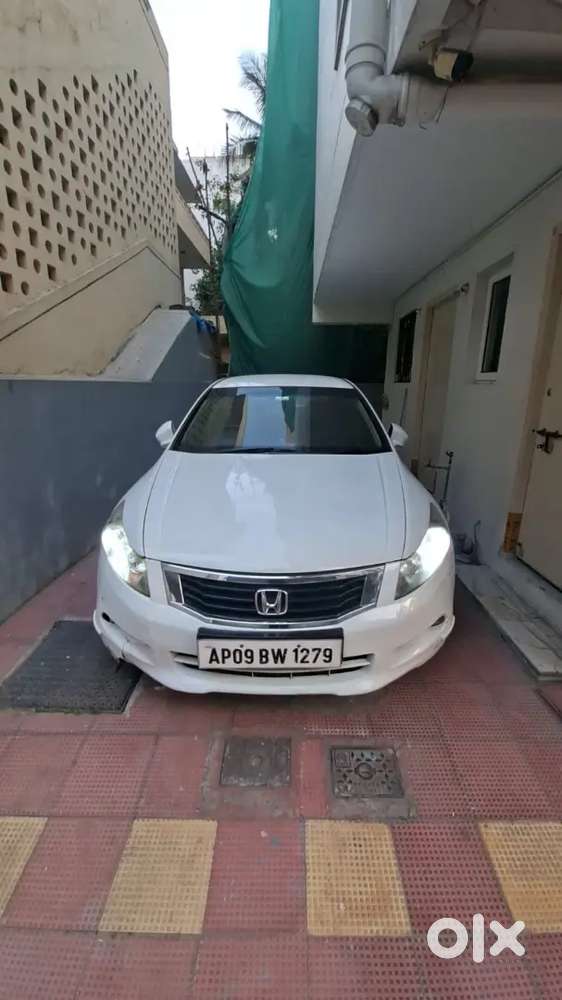 Honda Accord 2009 Petrol 137000 Km Driven