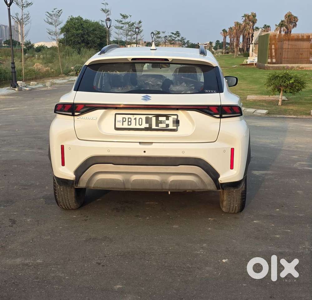 Maruti Suzuki Fronx Sigma 1.2 Mt, 2024, Petrol
