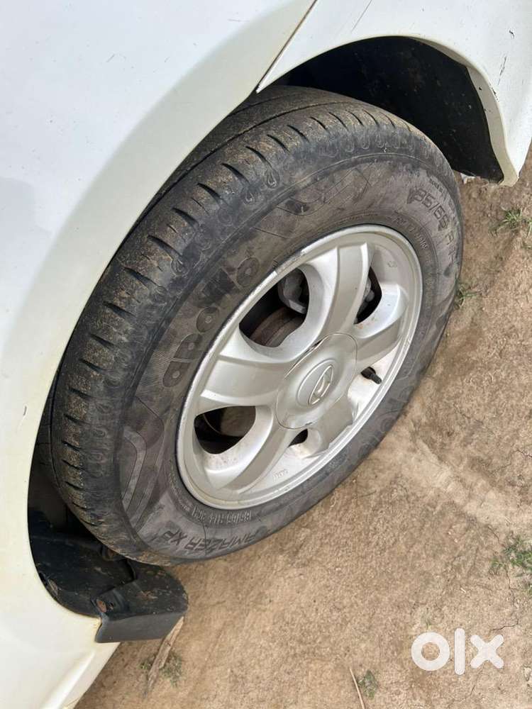 Hyundai Verna 2011 Petrol Well Maintained