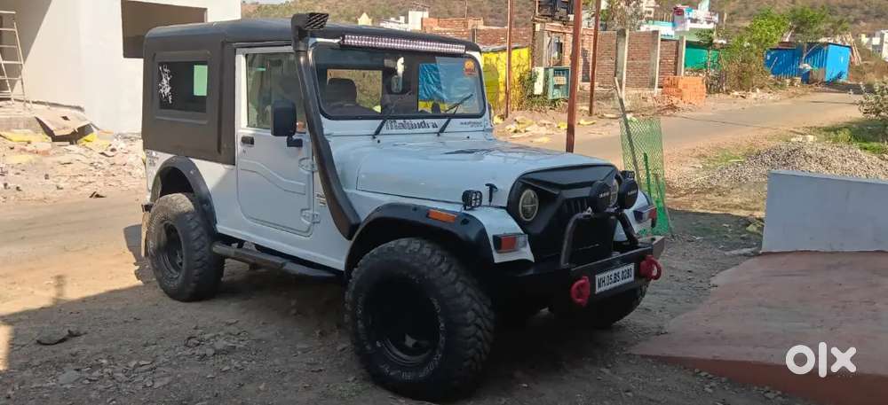 Mahindra Thar Crdi 2.5 Thar 1 Genration With Mt Tyres And Smoke Rail.