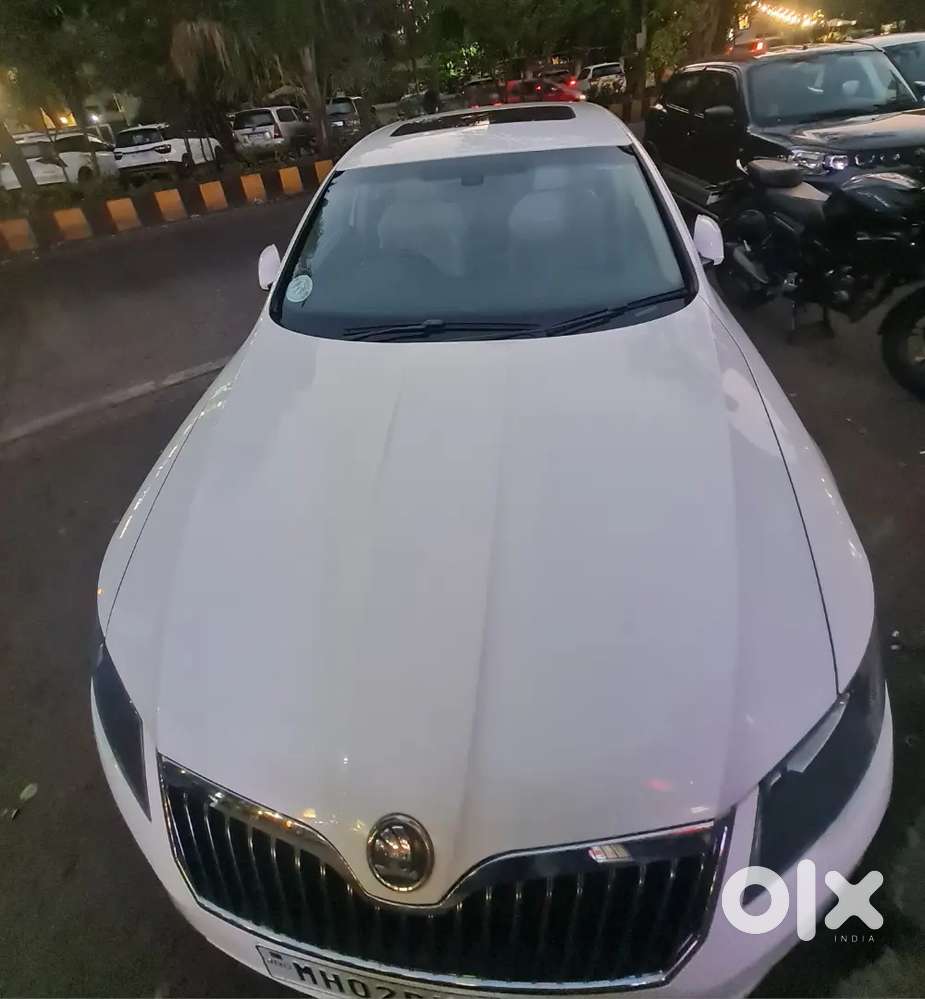 Skoda Superb A Luxury Sedan 26370 Km Super Tight Condition.