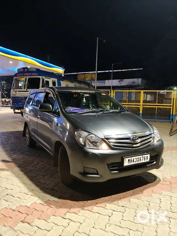 Toyota Innova 2009 Diesel 130000 Km Driven
