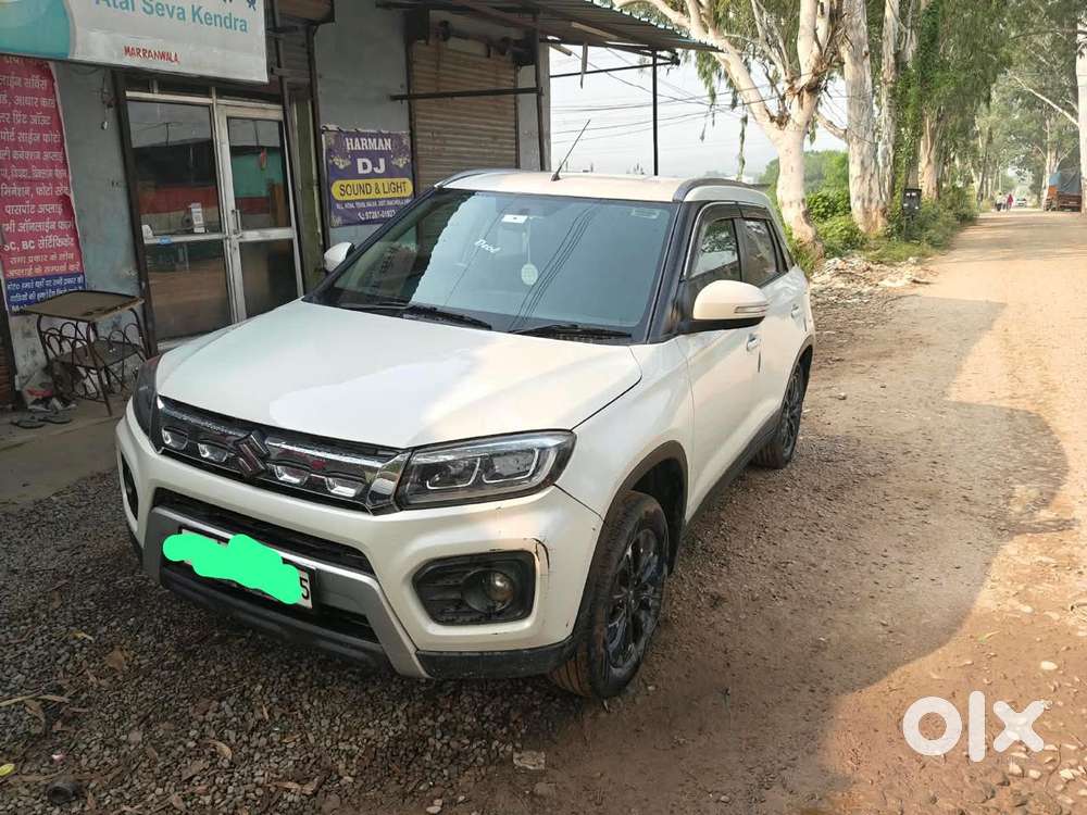 Maruti Suzuki Brezza 1.5 Zxi Smart Hybrid, 2021, Petrol