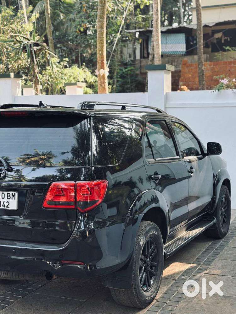 Toyota Fortuner 3.0 4x4 Manual, 2012, Diesel