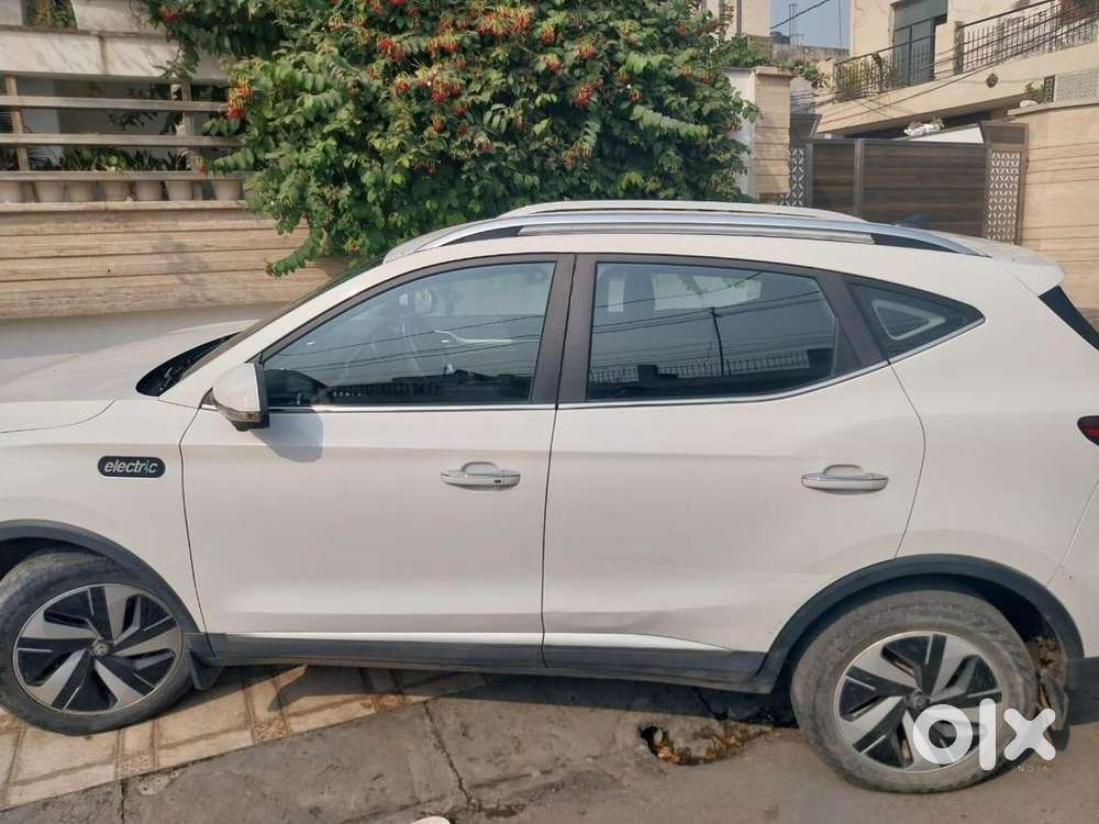 First Hand Mg Zs Ev Well Maintened And With Good Condition Tyre