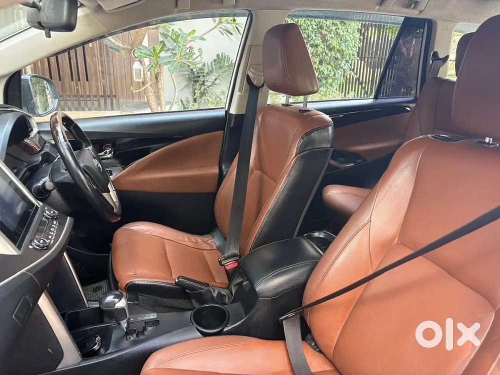 Toyota Innova Crysta 2018 Diesel Well Maintained