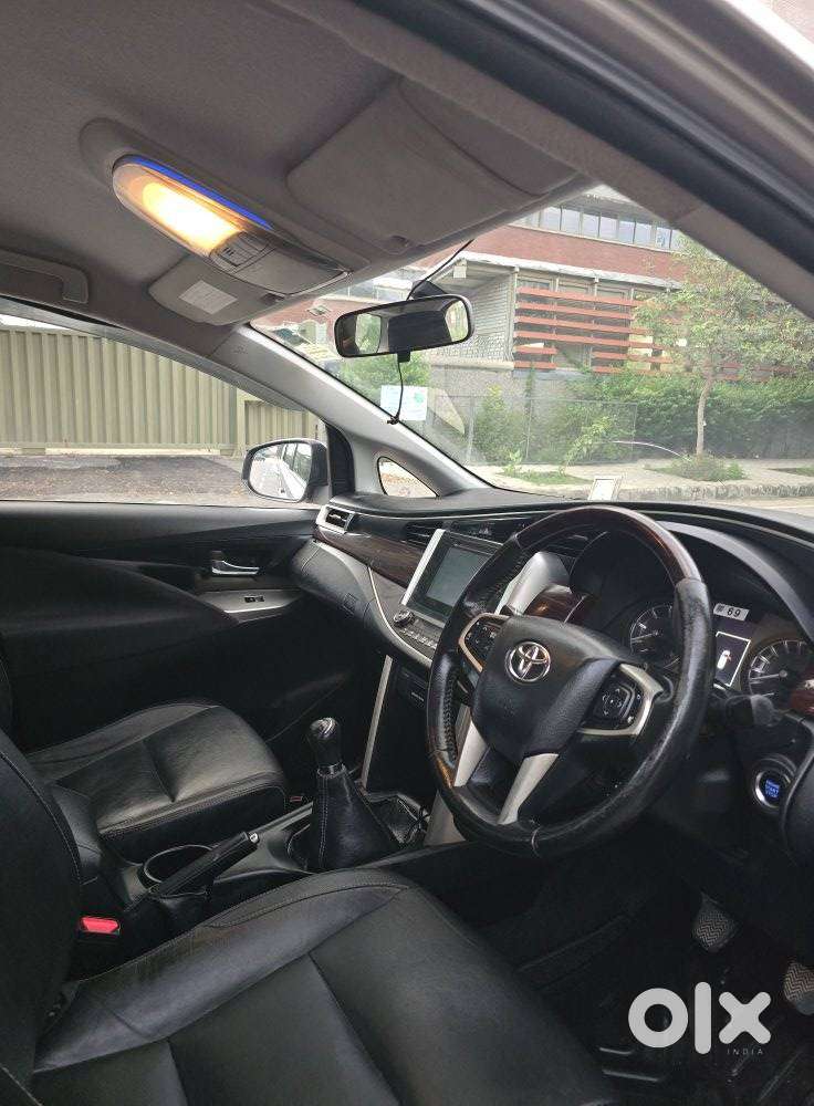 Toyota Innova Crysta 2.4 Zx Mt, 2016, Diesel
