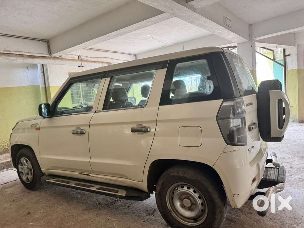 Mahindra Tuv 300 Plus 2019