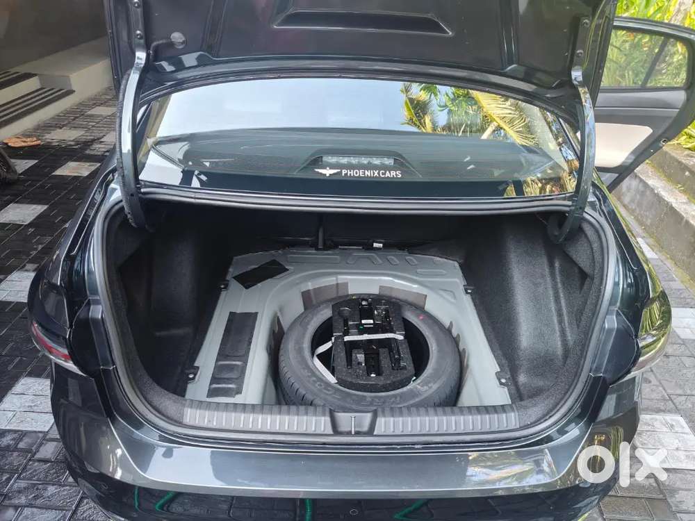 Volkswagen Virtus 2024 Petrol 5800 Km Driven