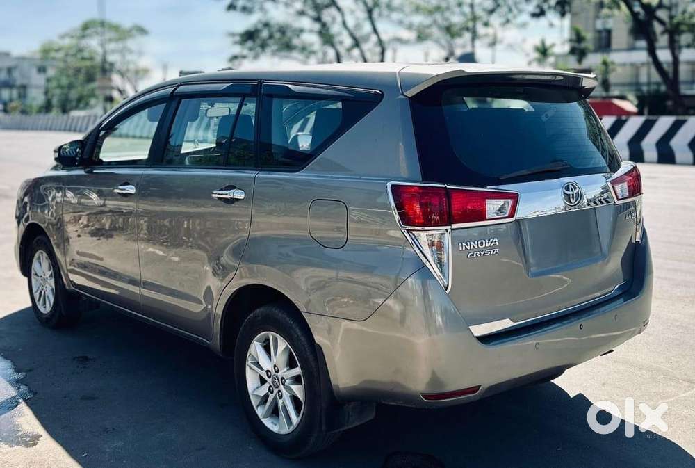 Toyota Innova Crysta 2.4 Gx Mt, 2017, Diesel
