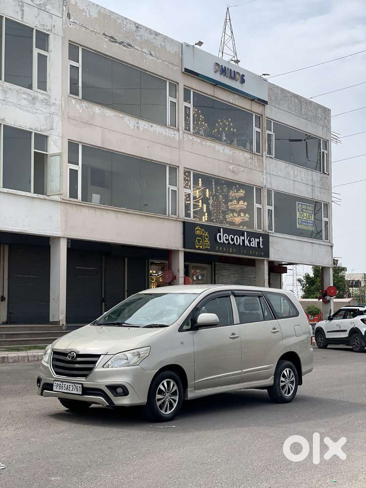 Toyota Innova 2.5 Gx 7 Seater Bs Iv, 2015, Diesel