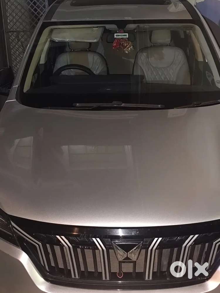 Mahindra Xuv700 2022 Diesel Well Maintained