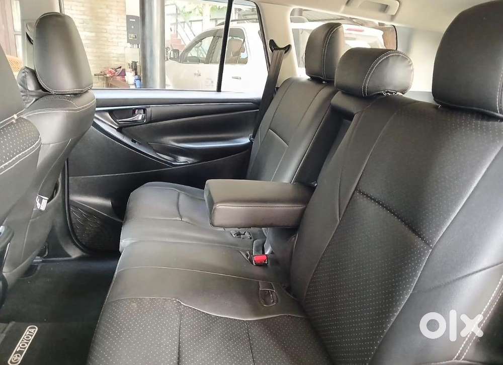 Toyota Innova Crysta 2019
