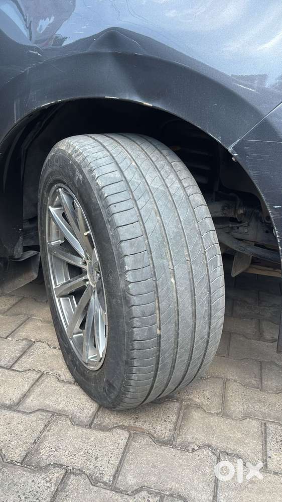 Toyota Innova Crysta [2020-ongoing] 2.4 Gx 7 Str, 2017, Diesel