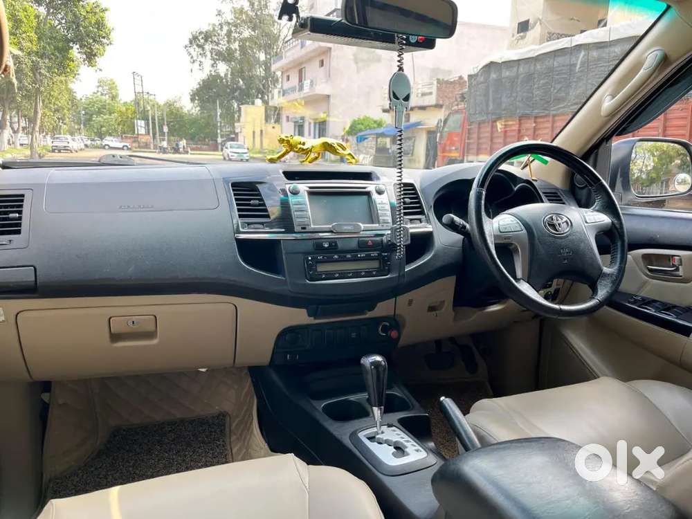 Toyota Fortuner 2015 Diesel 162000 Km Driven