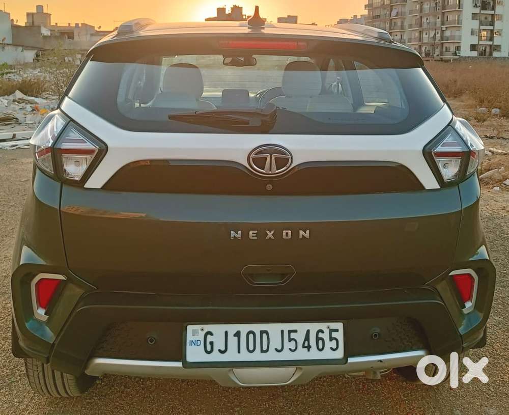 Tata Nexon, 2022, Petrol