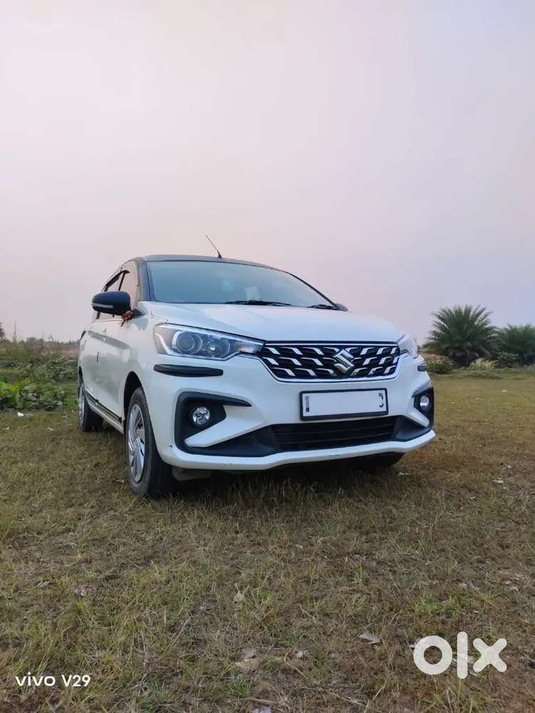 Maruti Suzuki Ertiga 2024 Petrol 85000 Km Driven