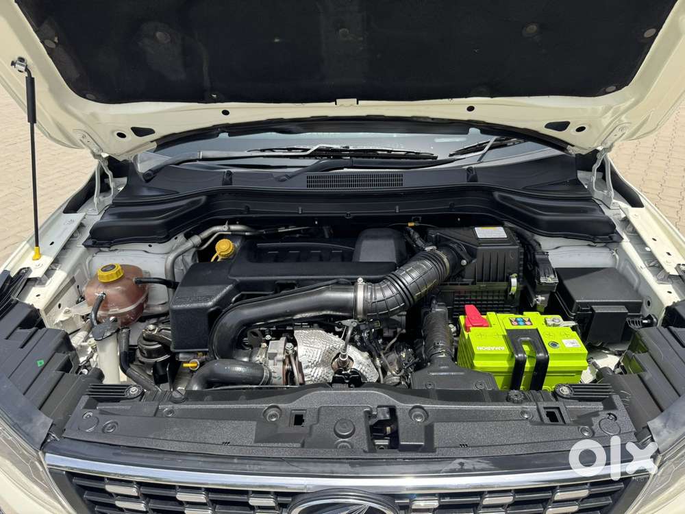 Mahindra Xuv300 W8 Amt Diesel, 2021, Diesel