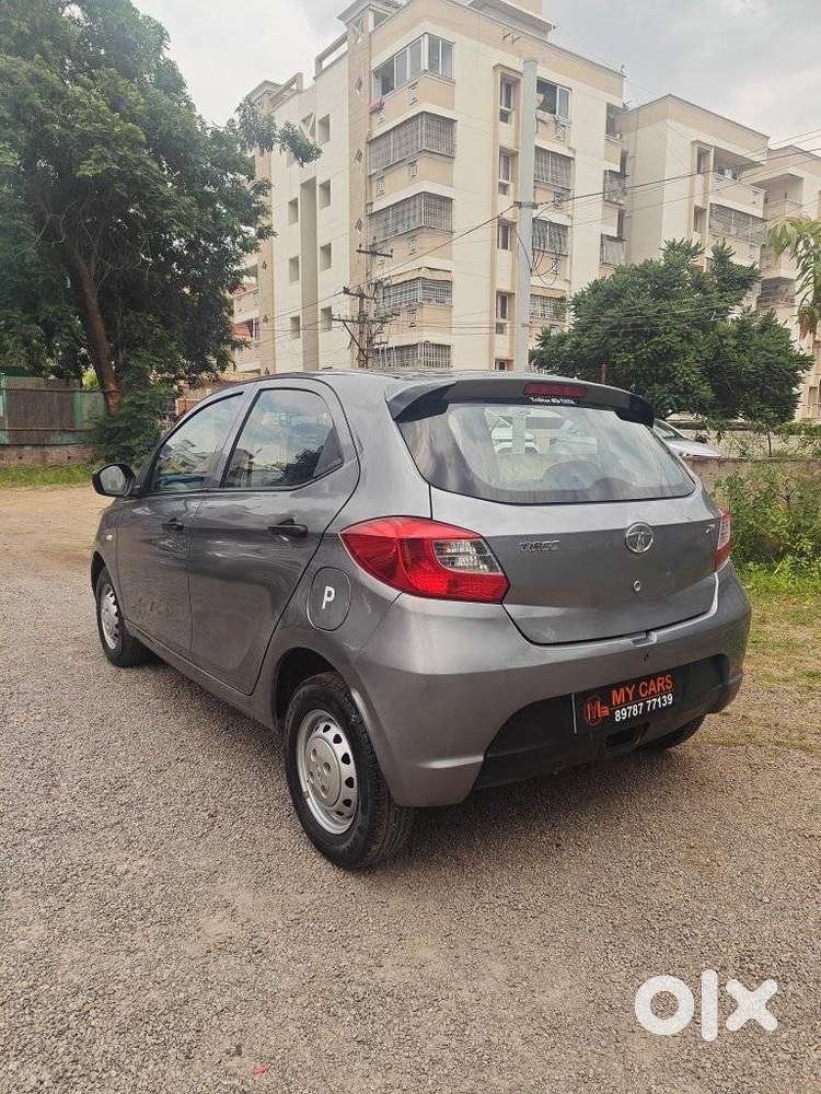 Tata Tiago 1.2 Revotron Xm, 2018, Petrol
