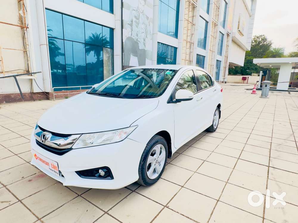 Honda City V Mt, 2015, Petrol