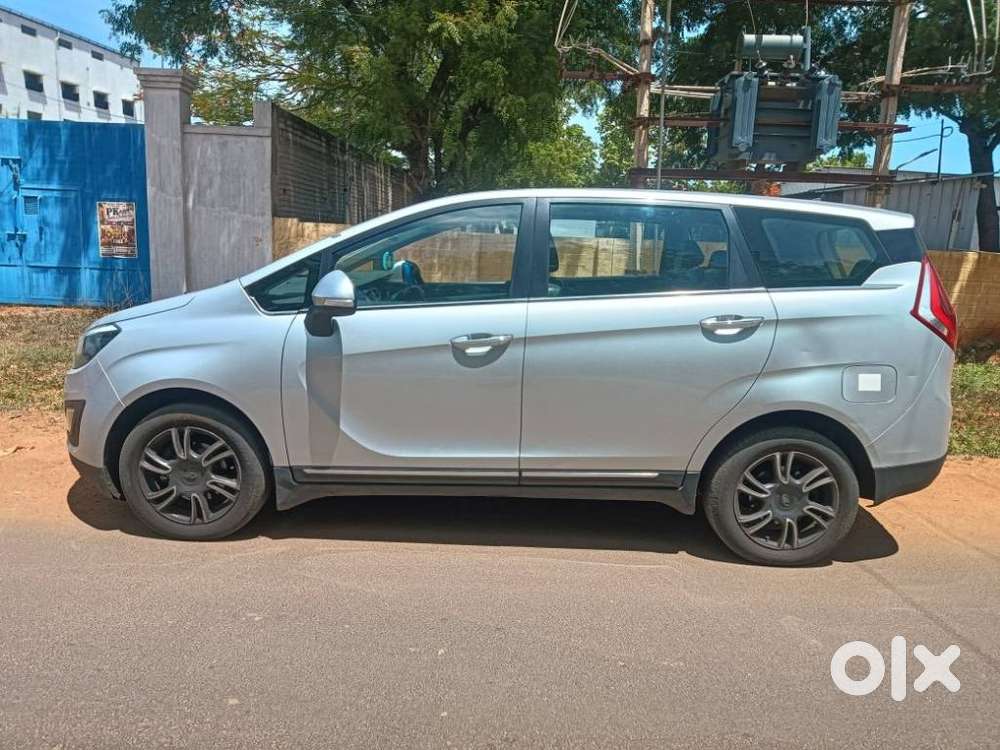 Mahindra Marazzo M8 8str, 2021, Diesel