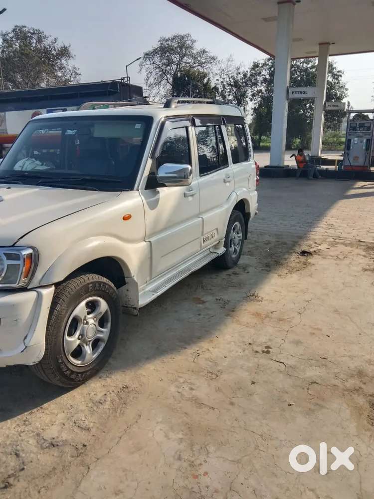 Mahindra Scorpio Classic 2013 Diesel Manual