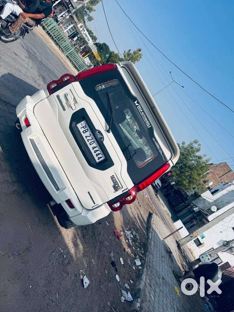 Mahindra Scorpio S10 Diesel 7 Seater